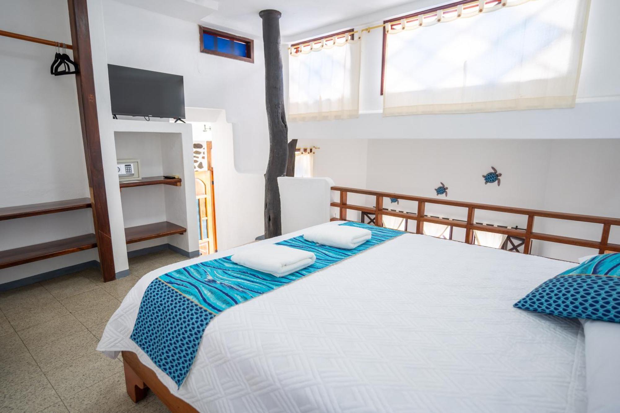 Maidith Galapagos Inn Puerto Ayora  Eksteriør bilde